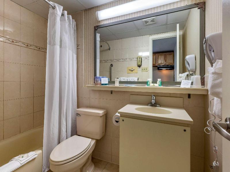Quality Inn Boardwalk image