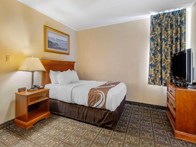 Quality Inn Boardwalk image