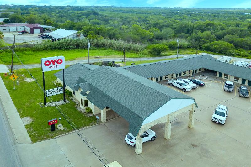 Three Rivers Executive Inn & Suites By OYO image