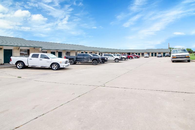 Three Rivers Executive Inn & Suites By OYO image