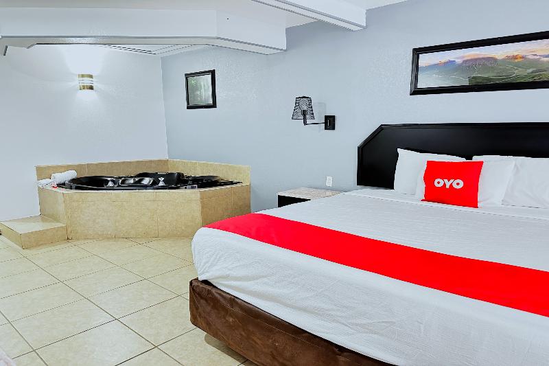 Three Rivers Executive Inn & Suites By OYO image