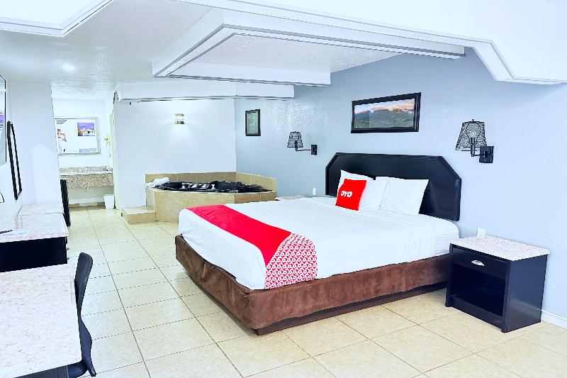 Three Rivers Executive Inn & Suites By OYO image