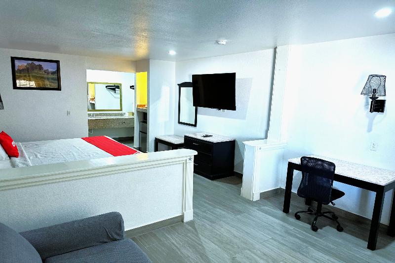 Three Rivers Executive Inn & Suites By OYO image