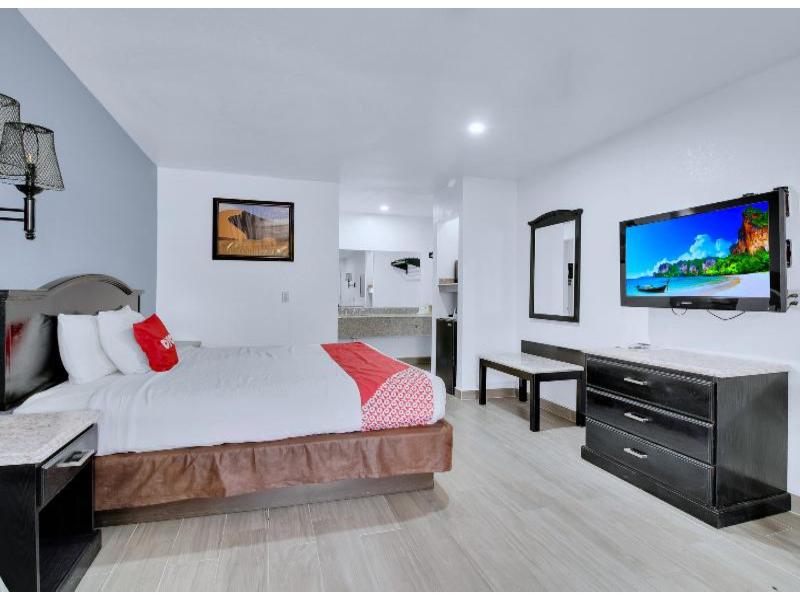 Three Rivers Executive Inn & Suites By OYO image