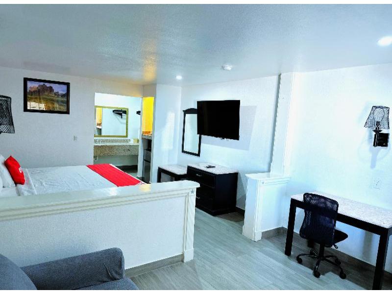 Three Rivers Executive Inn & Suites By OYO image