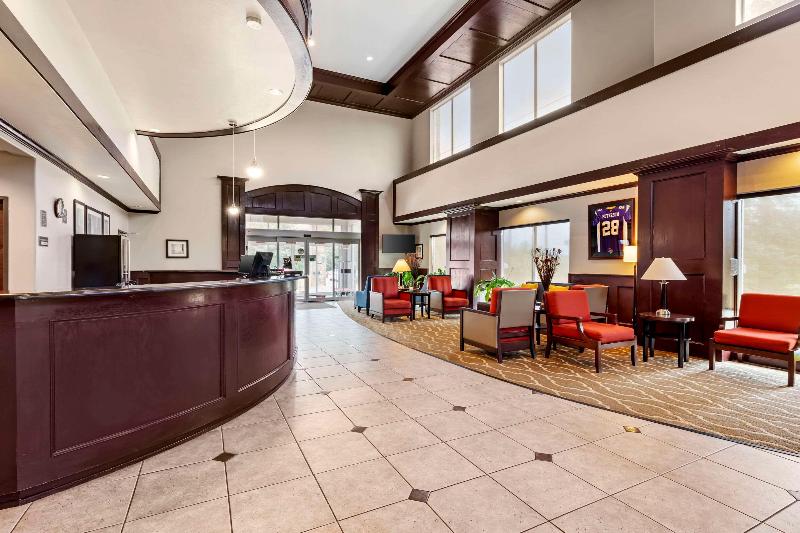 Comfort Suites Palestine Area image