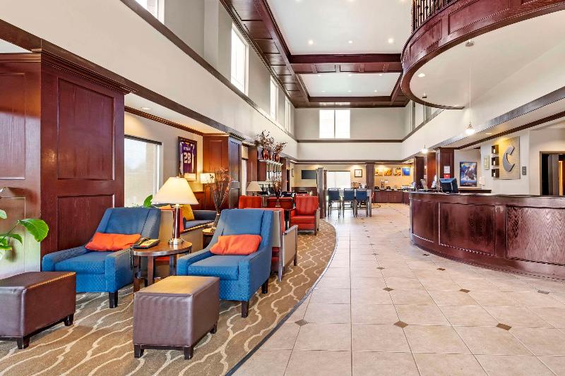 Comfort Suites Palestine Area image