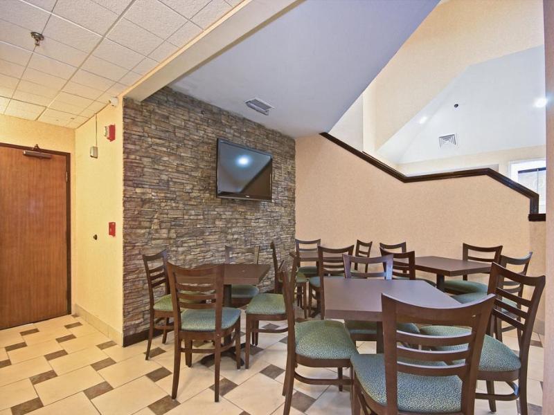Quality Inn Brunswick Cleveland South image