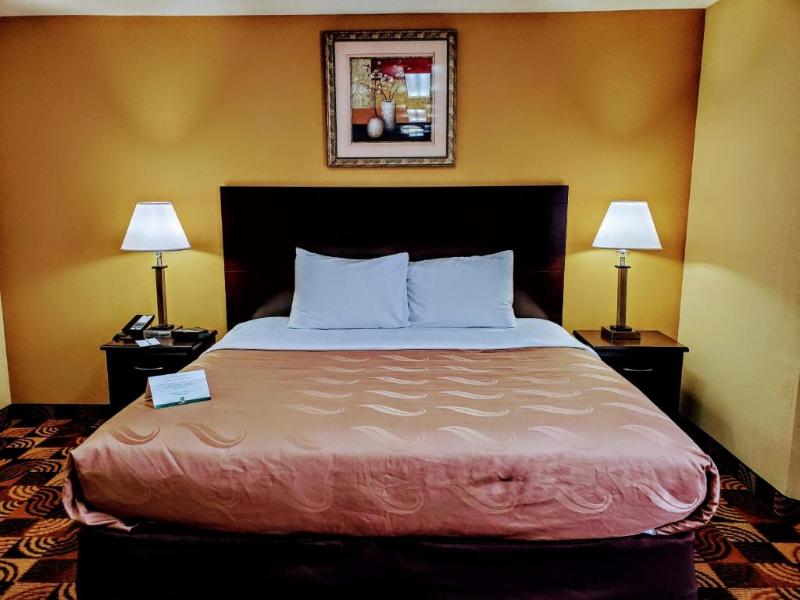 Quality Inn Brunswick Cleveland South image