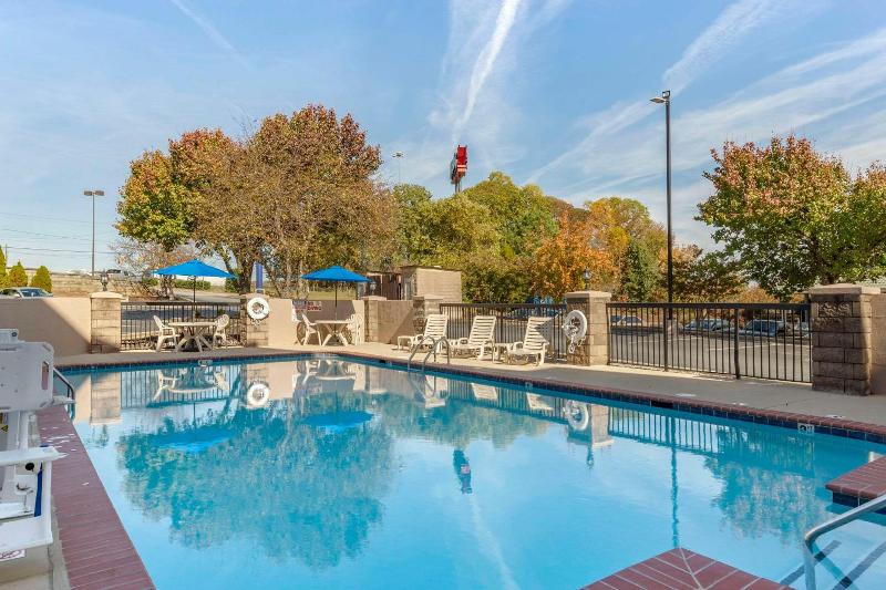 Comfort Inn Greensboro image
