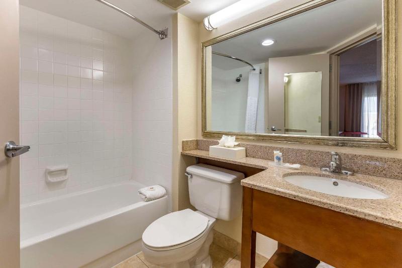 Comfort Inn Greensboro image