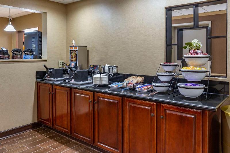 Comfort Inn Greensboro image