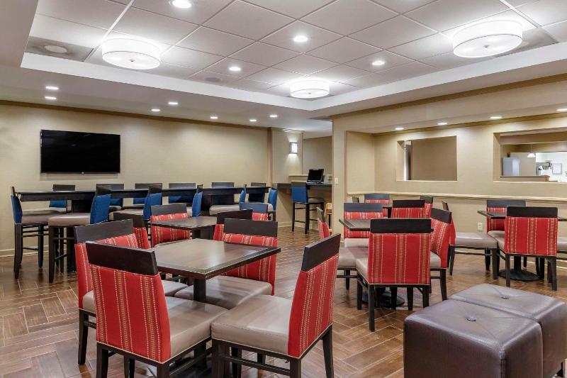 Comfort Inn Greensboro image