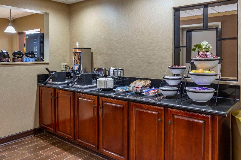 Comfort Inn Greensboro image