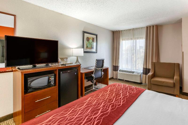 Comfort Inn Greensboro image
