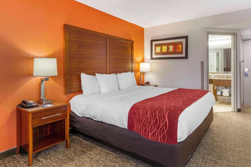 Comfort Inn Greensboro image