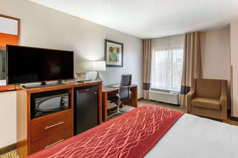 Comfort Inn Greensboro image