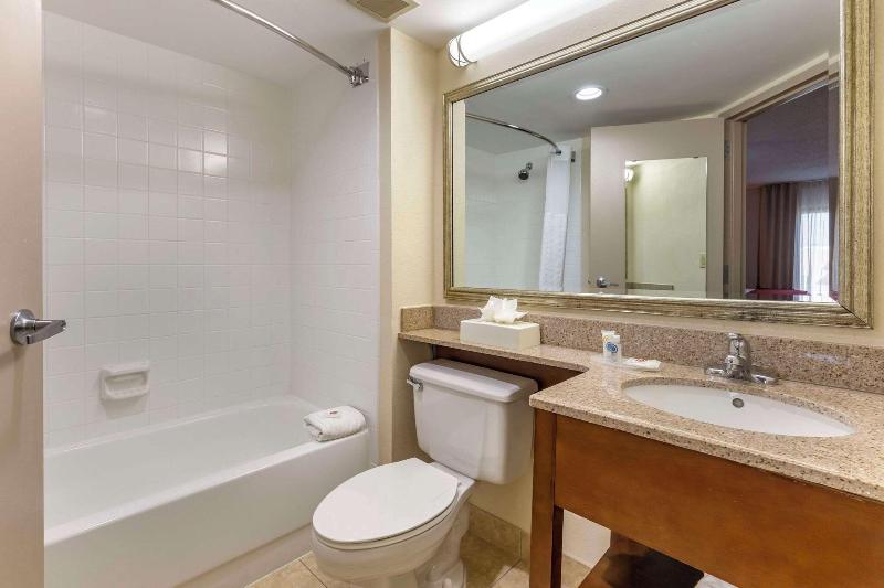 Comfort Inn Greensboro image