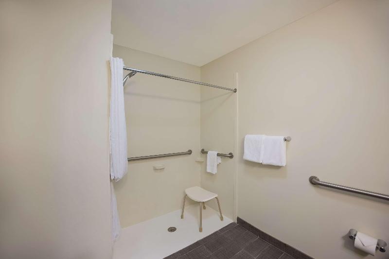 Sleep Inn & Suites Colby Area image