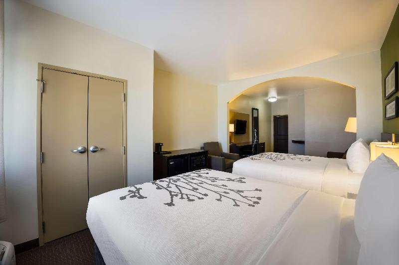 Sleep Inn & Suites Colby Area image