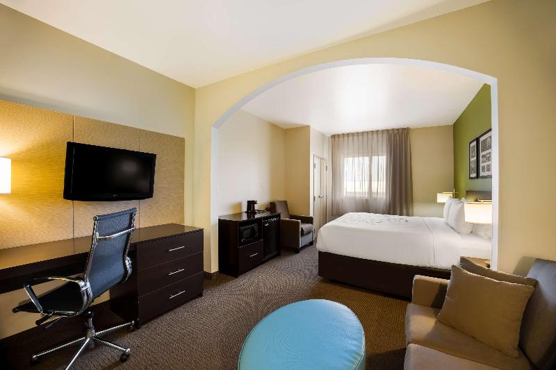 Sleep Inn & Suites Colby Area image