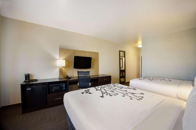 Sleep Inn & Suites Colby Area image