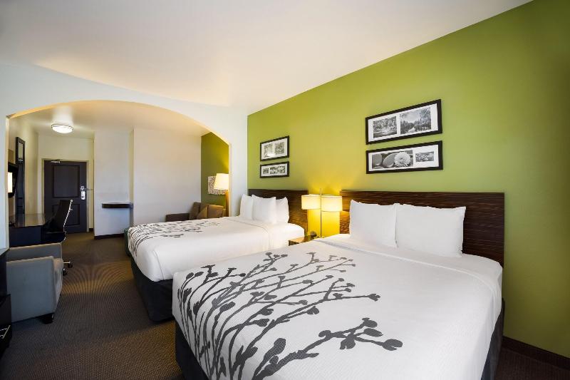 Sleep Inn & Suites Colby Area image