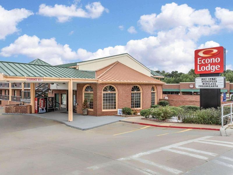 Econo Lodge Acworth image
