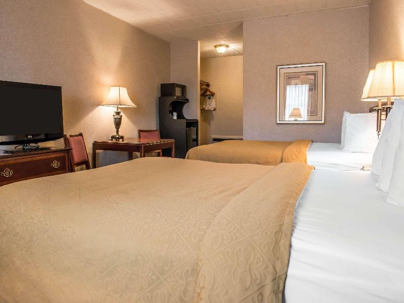 Quality Inn Pittsburgh Airport image