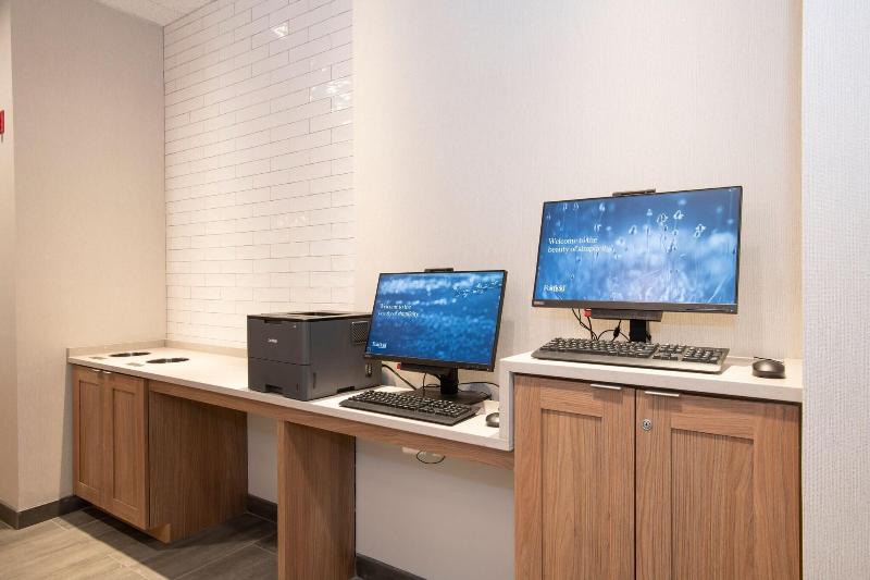 Fairfield Inn & Suites by Marriott Newport image