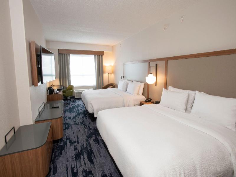 Fairfield Inn & Suites by Marriott Newport image