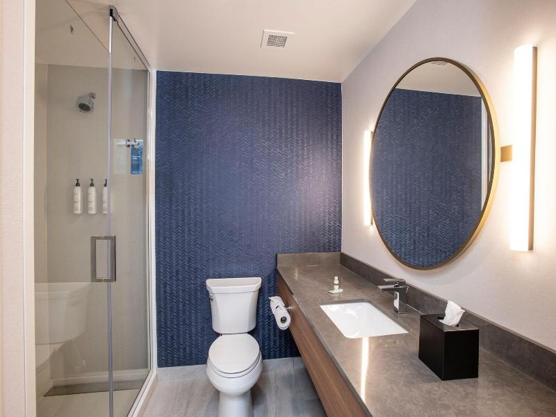 Fairfield Inn & Suites by Marriott Newport image