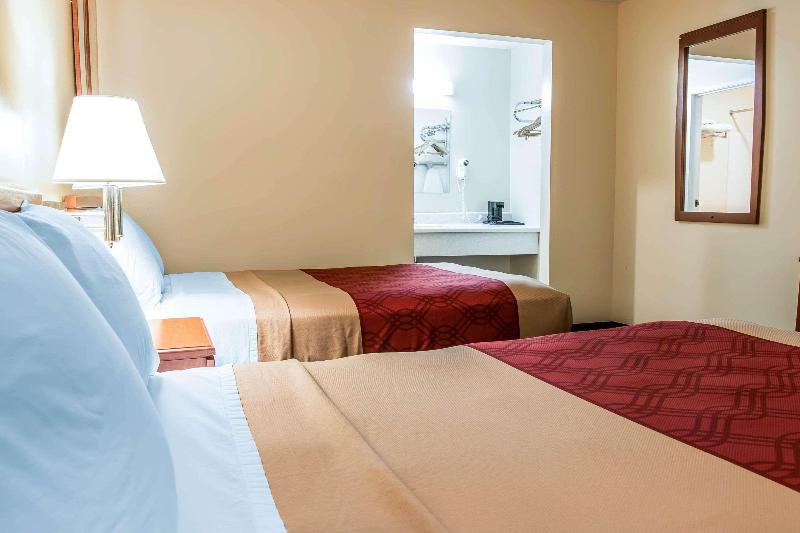 Econo Lodge Paw Paw Area image