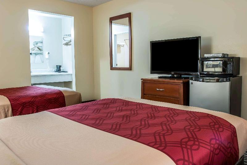 Econo Lodge Paw Paw Area image