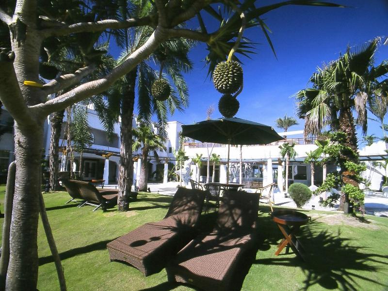 Shangrila Boutique image
