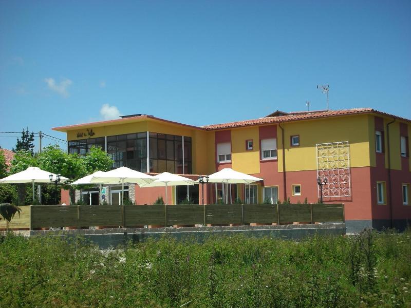 Hotel La Isla image