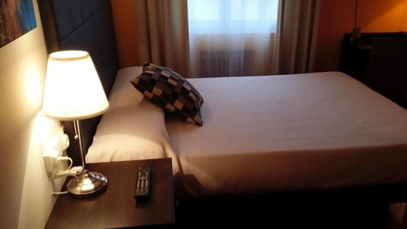 Hotel La Isla image
