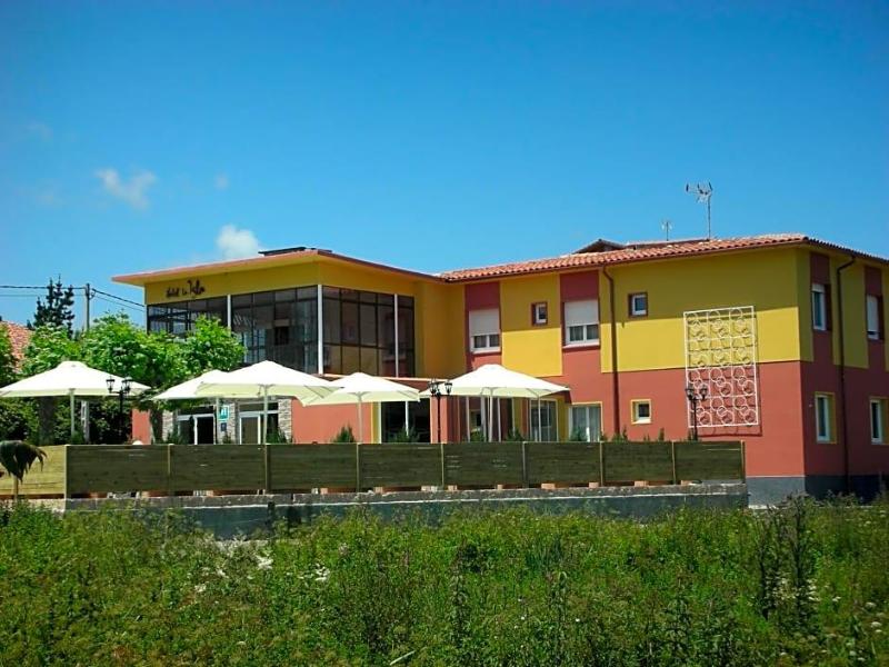 Hotel La Isla image