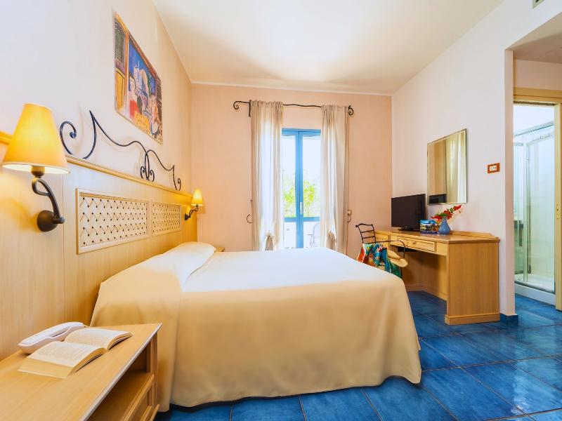 Hotel Ipomea Club image