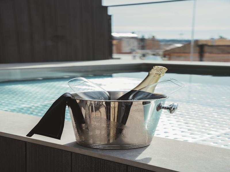 Hotel Arconte image