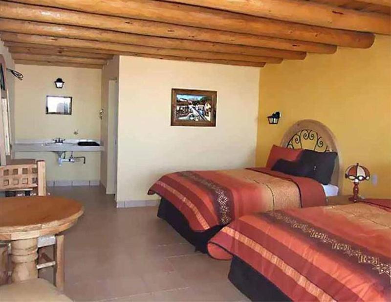 Hotel Misión Barrancas del Cobre image