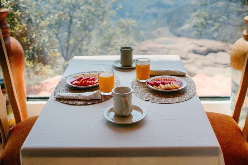 Hotel Misión Barrancas del Cobre image