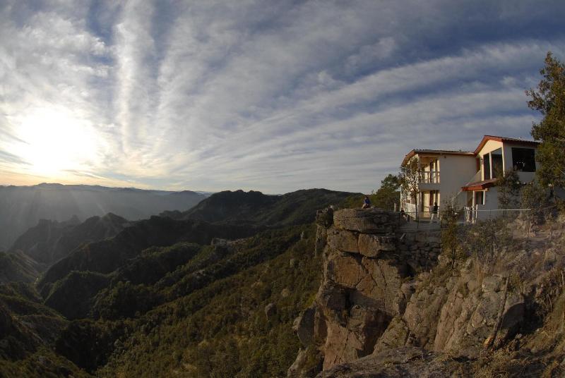 Hotel Misión Barrancas del Cobre image