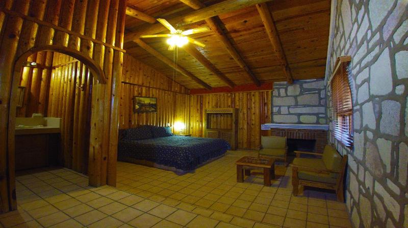 Hotel Misión Barrancas del Cobre image