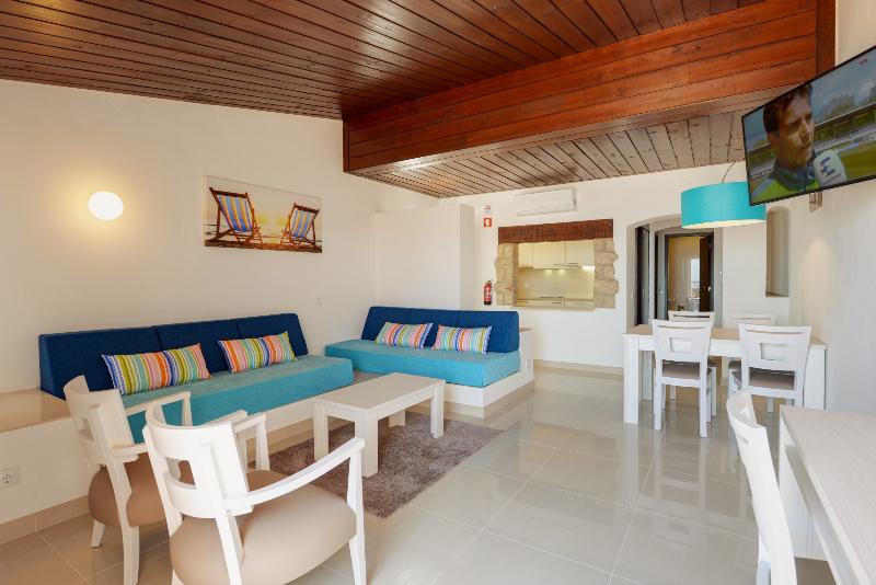 3HB Golden Beach image