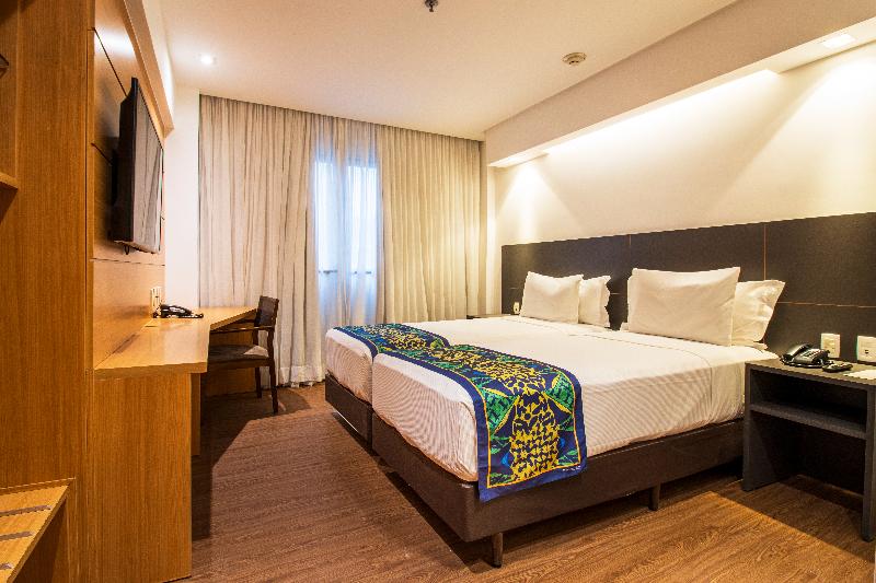 Arena Copacabana Hotel image