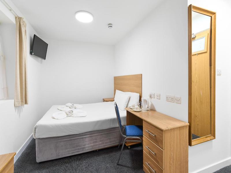 Park Hotel Ilford image