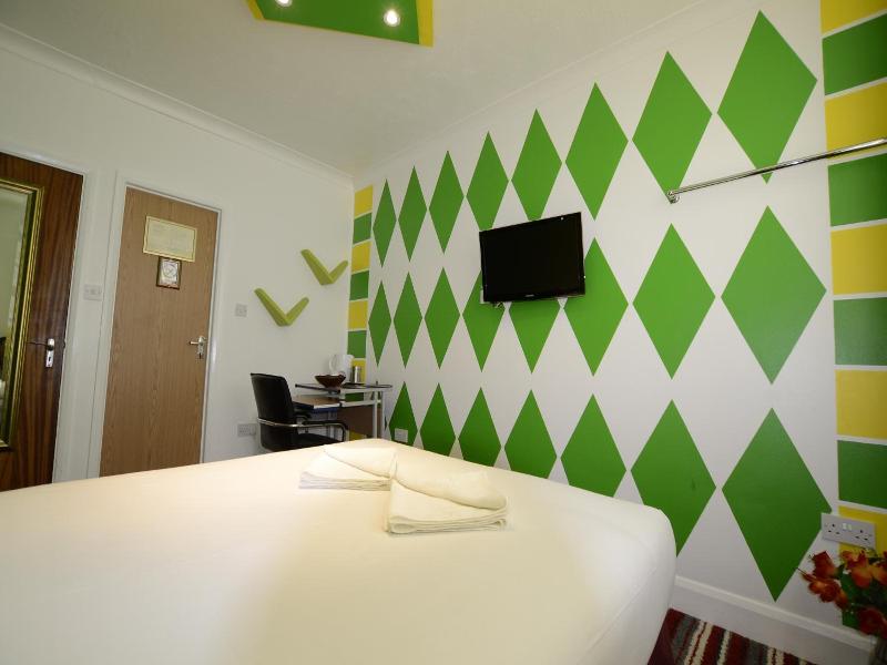 Park Hotel Ilford image