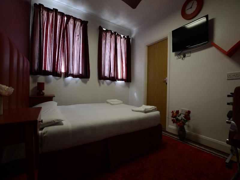 Park Hotel Ilford image