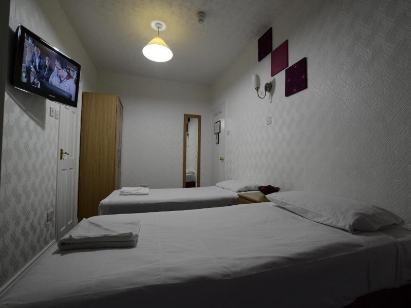 Park Hotel Ilford image